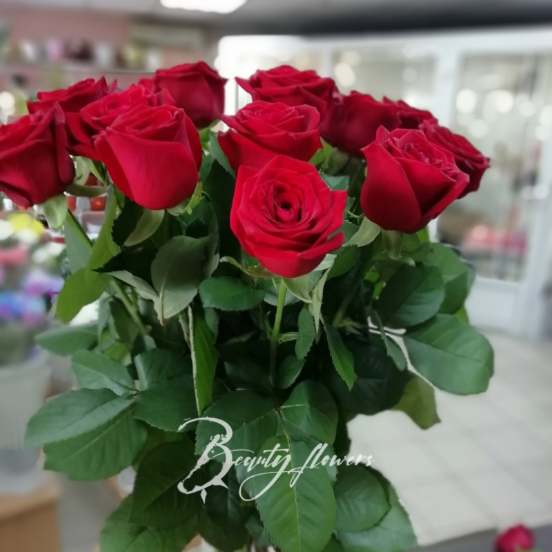 Букет из красных роз